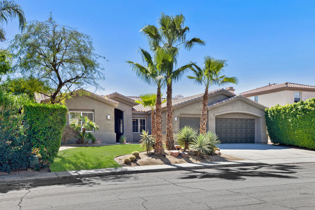 78485 Via Sevilla Property Photo 3
