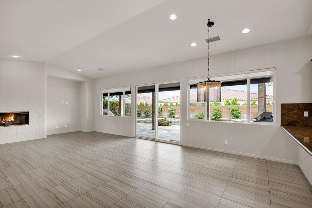 78485 Via Sevilla Property Photo 10