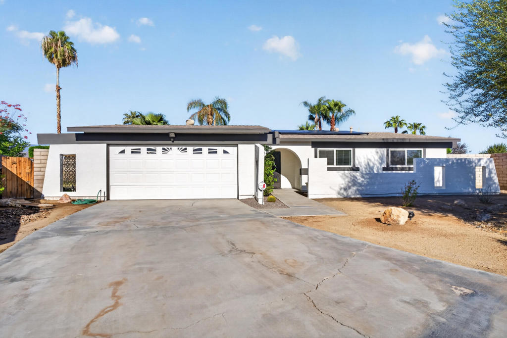 43081 Balsam Lane Property Photo 2