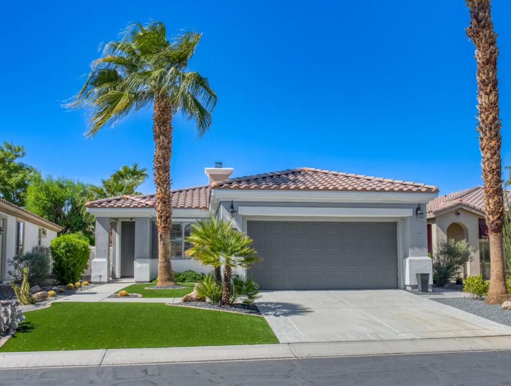 40865 Calle Santa Cruz Property Photo 1