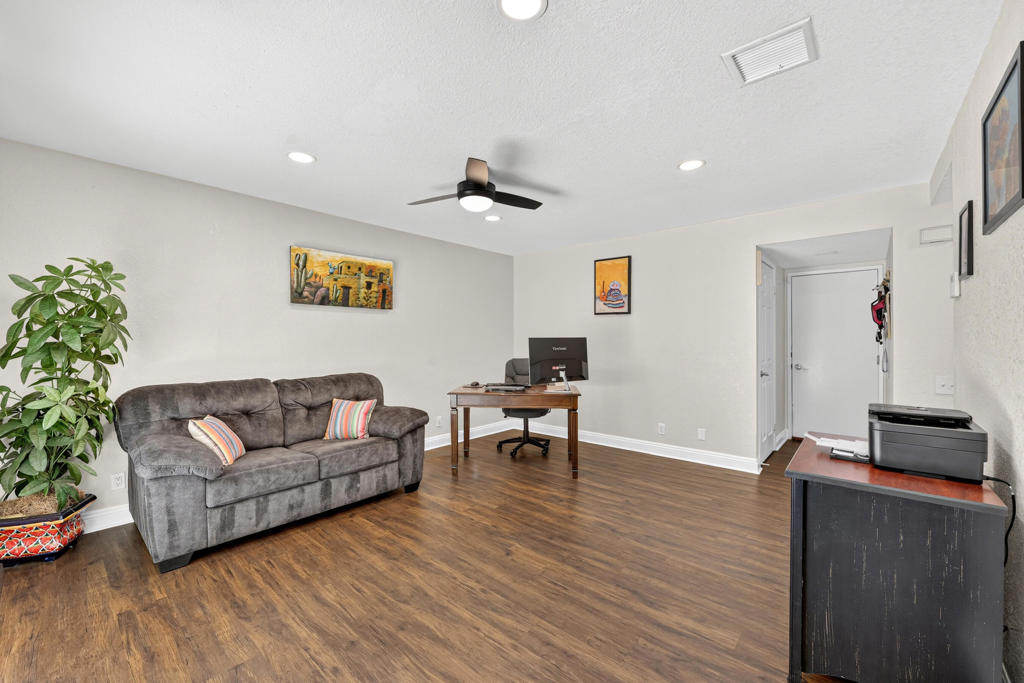 49070 Tango Court Property Photo 10