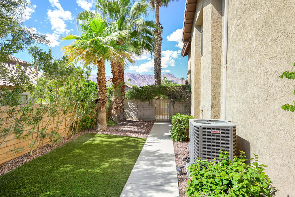 49070 Tango Court Property Photo 29