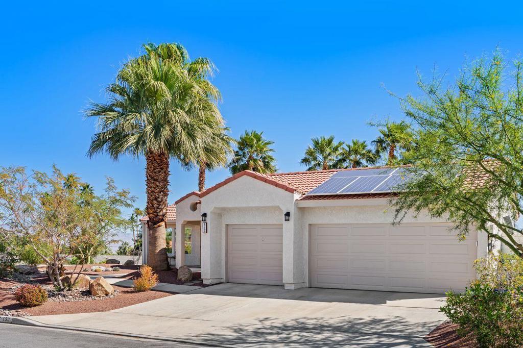 47190 Sand Sage Court Property Photo 2