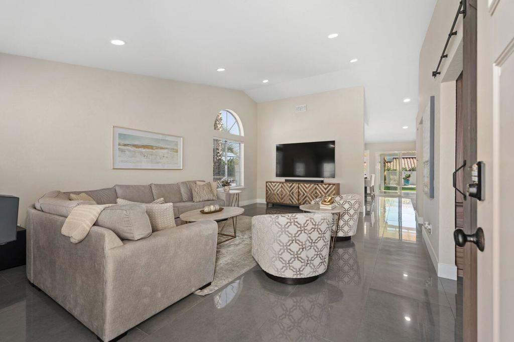 47190 Sand Sage Court Property Photo 4