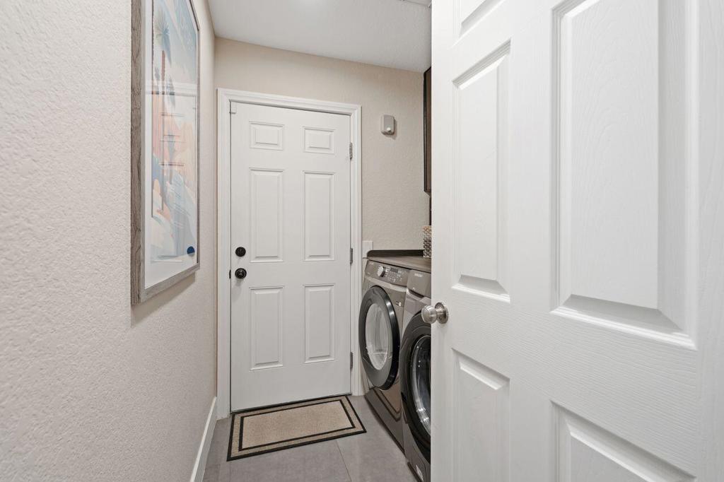 47190 Sand Sage Court Property Photo 16