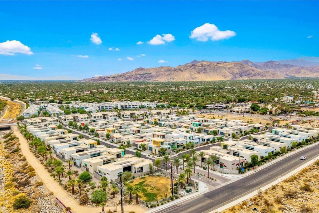 714 Obsidian Loop E Property Photo 41