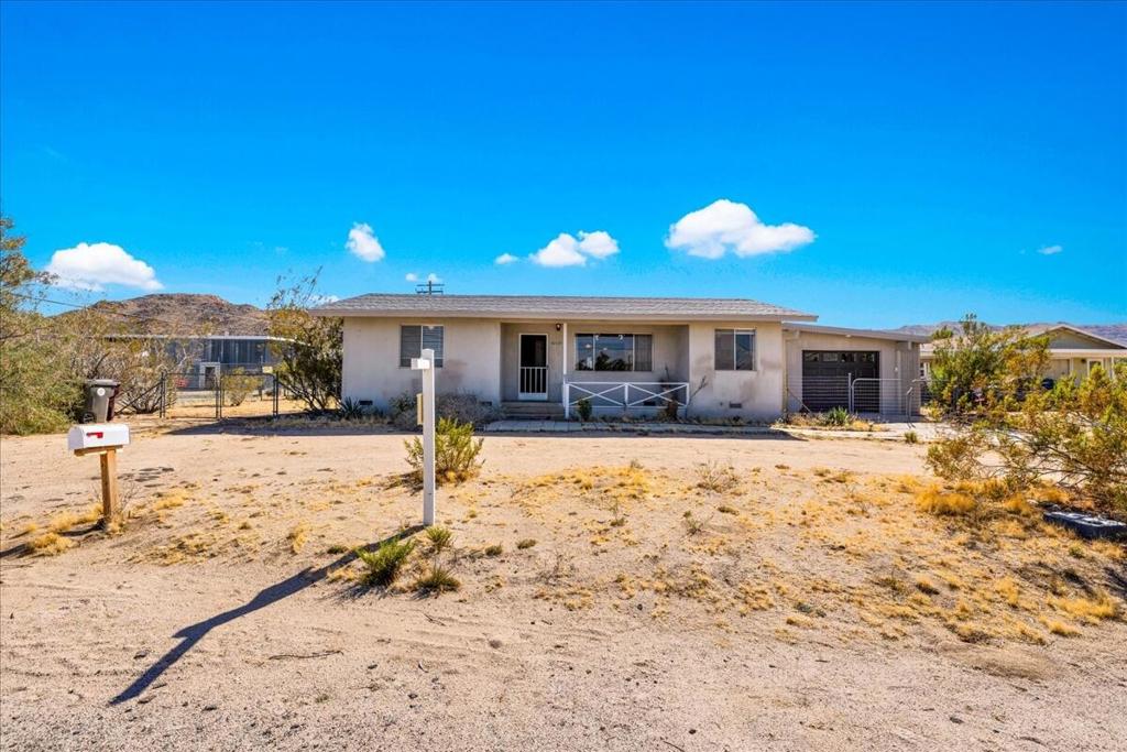 62137 Desert Air Road Property Photo 1