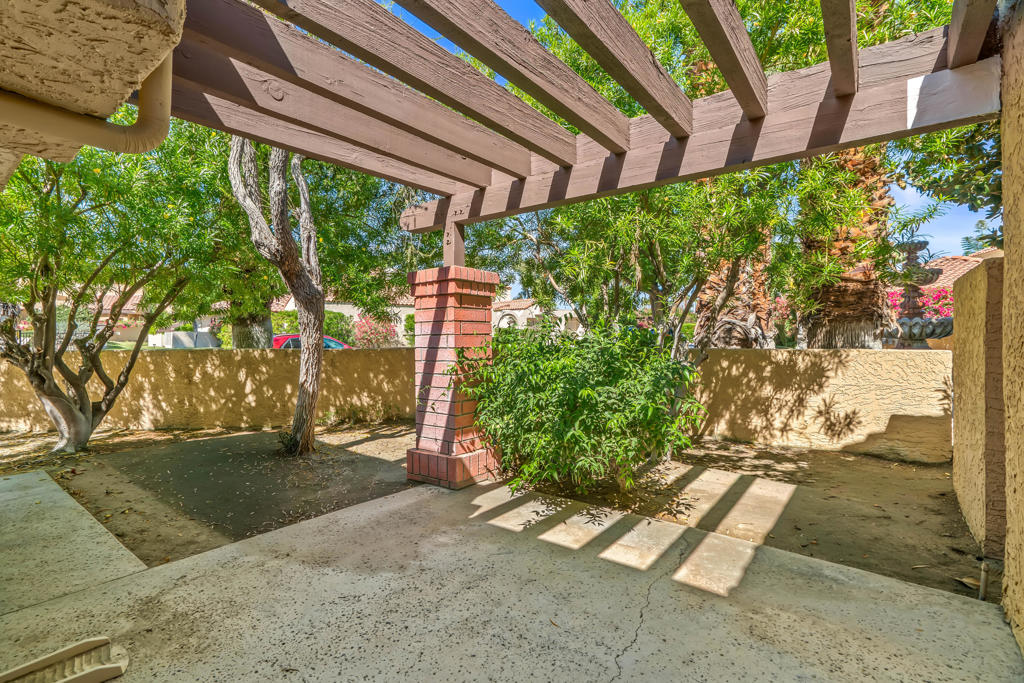 2345 Cherokee Way 86 Property Photo 25