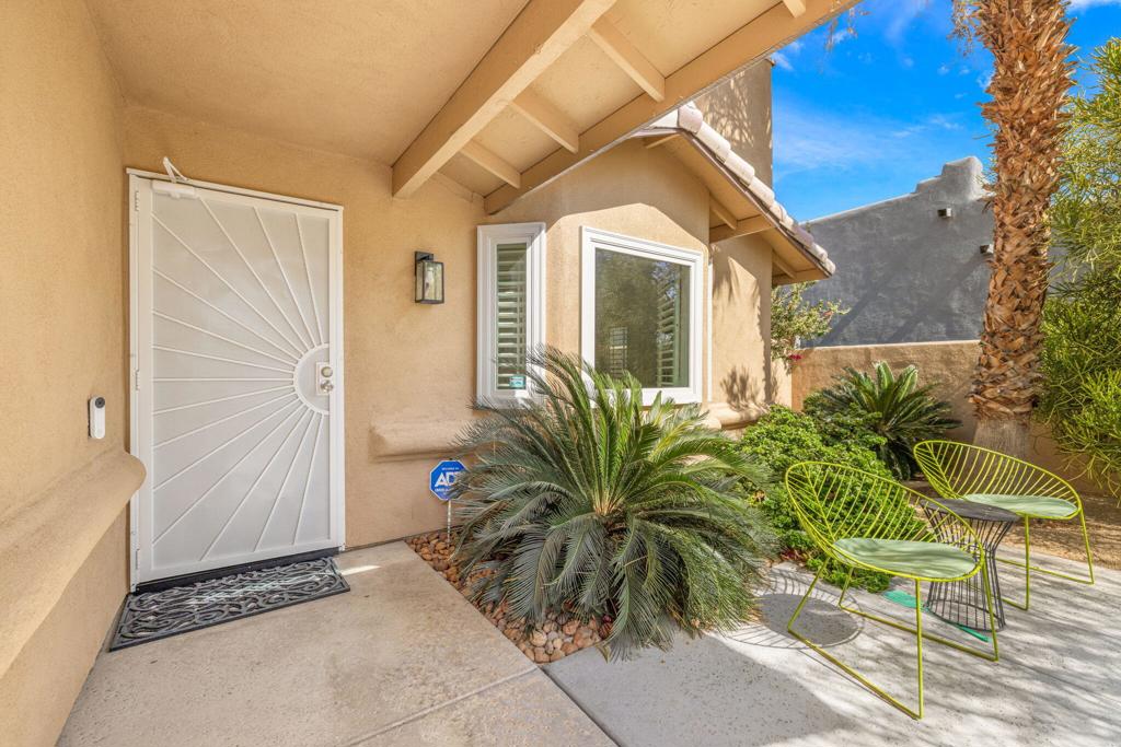 53045 Avenida Alvarado Property Photo 8