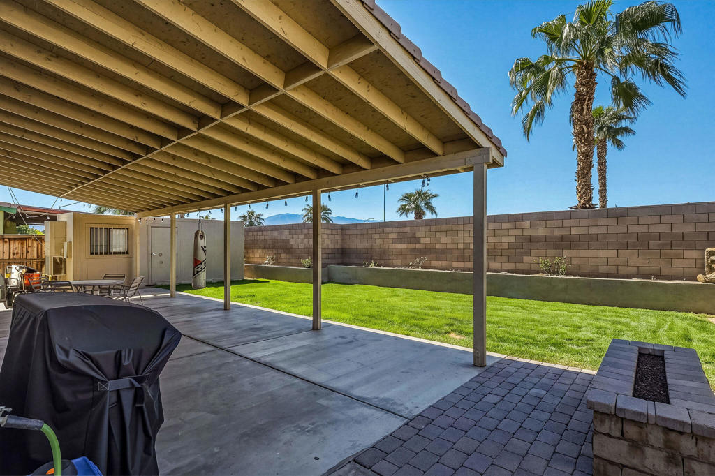 48353 San Gorgonio Pl Property Photo 6