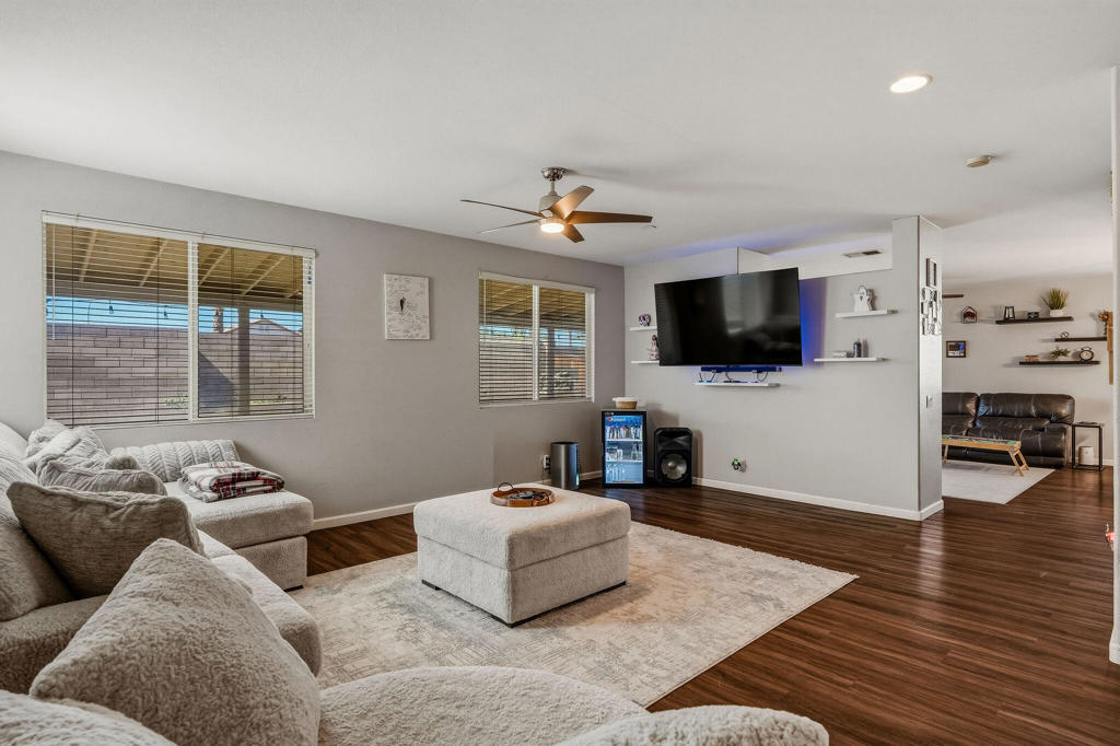 48353 San Gorgonio Pl Property Photo 10