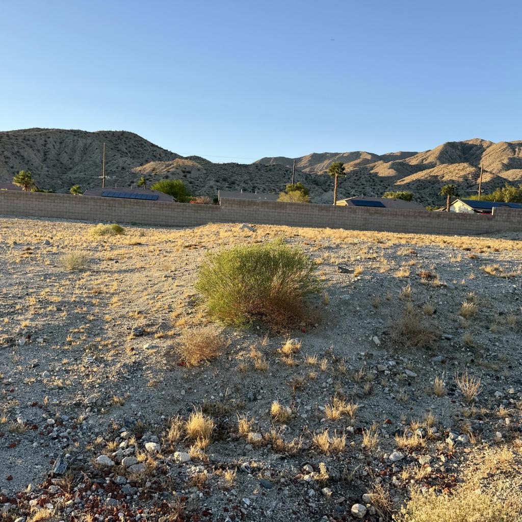 8381 Summit Pass Property Photo 2
