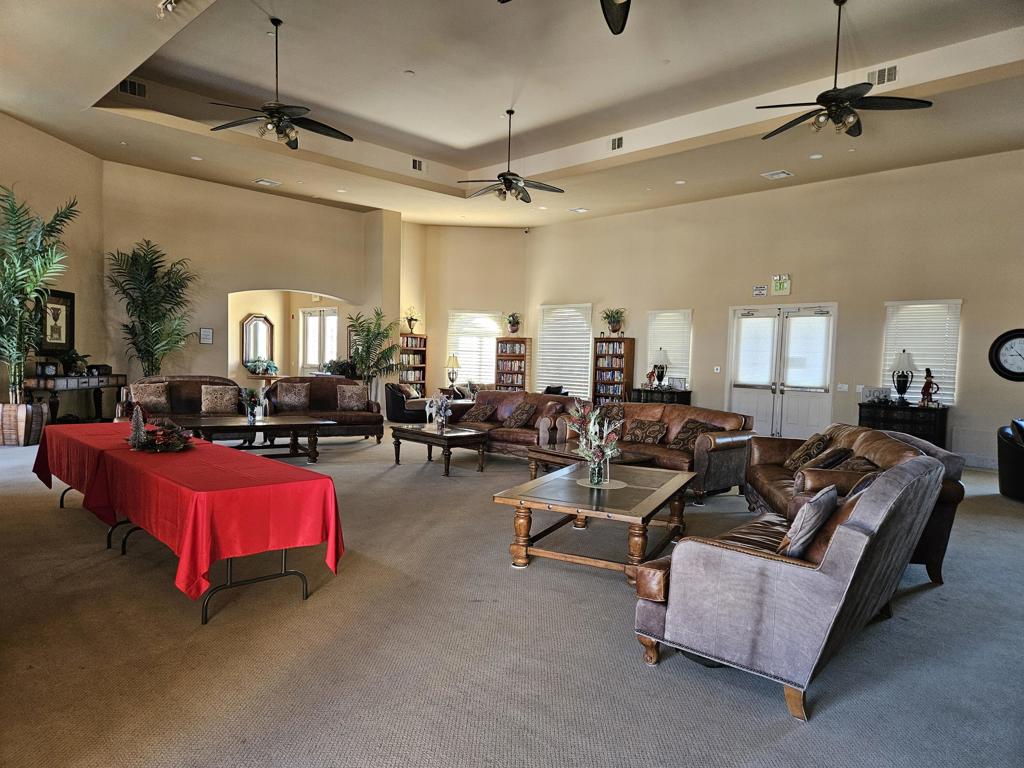 8381 Summit Pass Property Photo 6