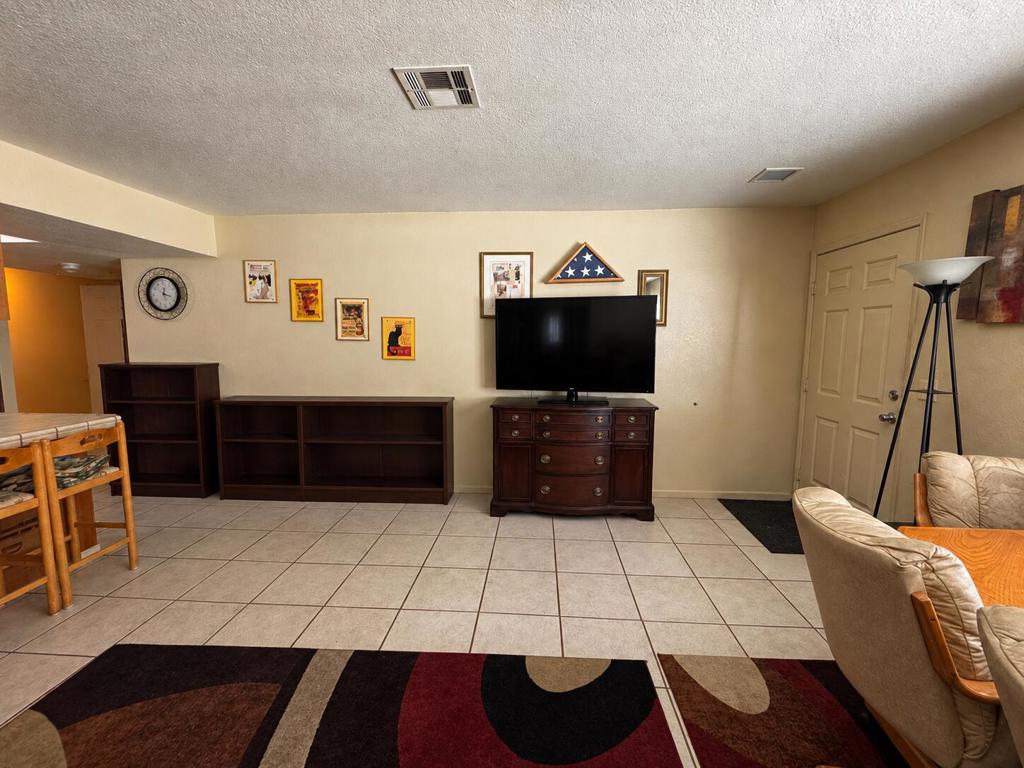 12985 Redbud Road Property Photo 7
