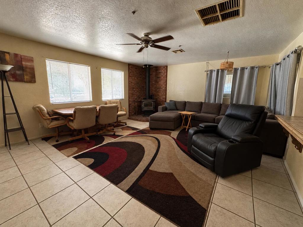 12985 Redbud Road Property Photo 9