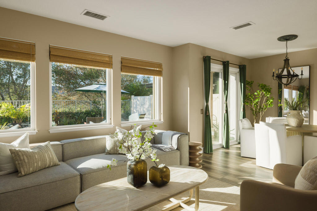 15 Spoon Lane Property Photo 1