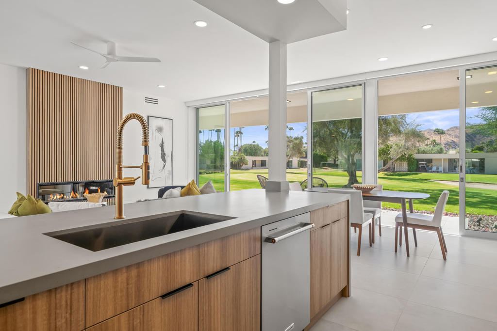 172 Desert Lakes Drive Property Photo 15