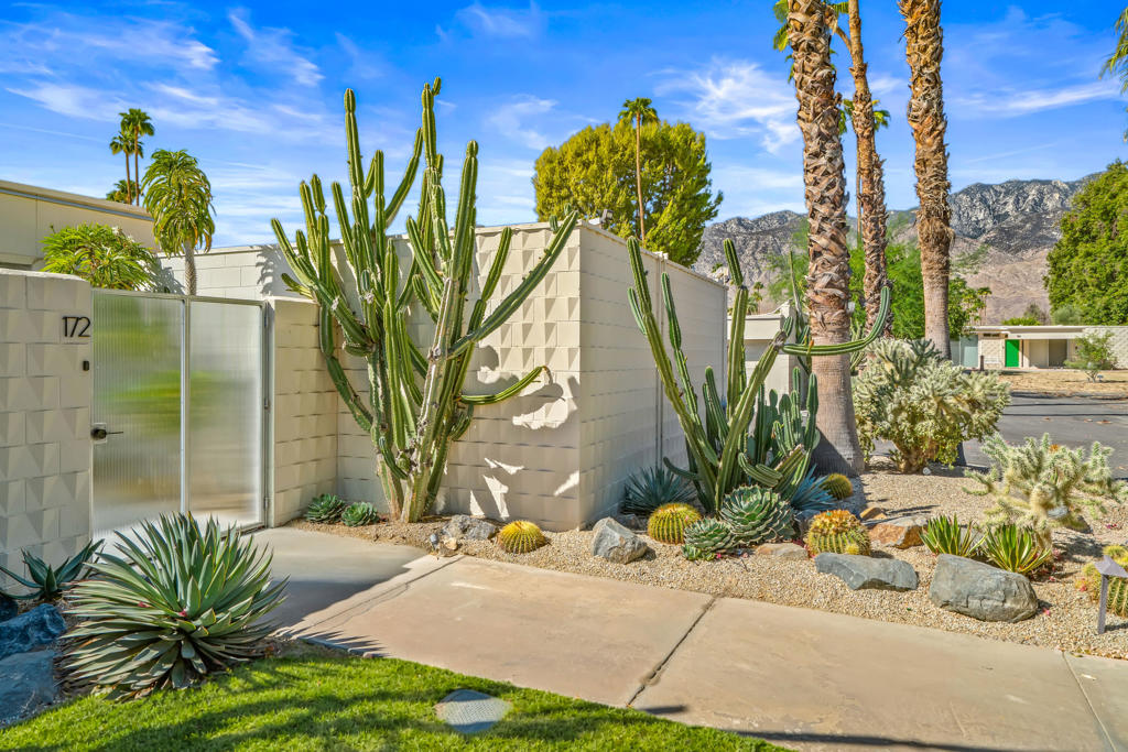 172 Desert Lakes Drive Property Photo 37