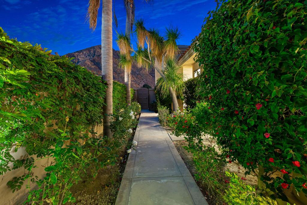 54745 Riviera Property Photo 8