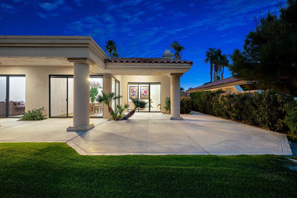 54745 Riviera Property Photo 10
