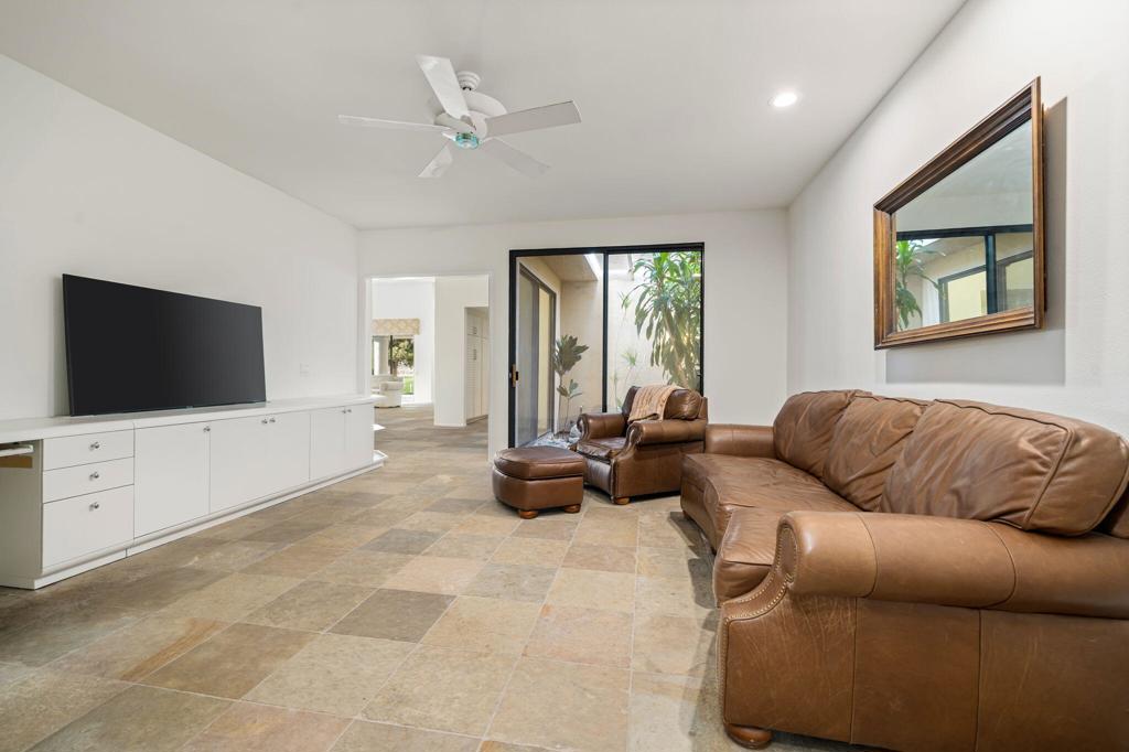 54745 Riviera Property Photo 37