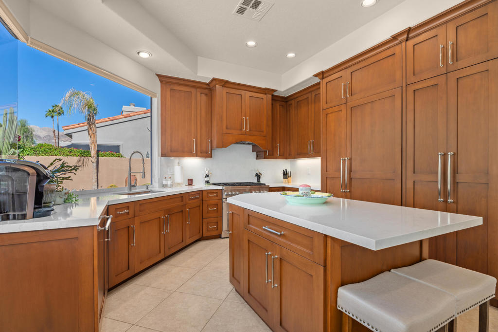 73129 Monterra Circle N Property Photo 3