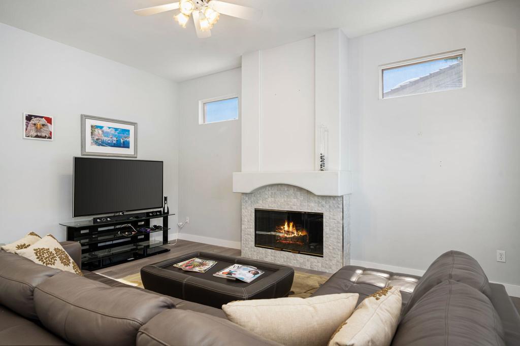 38599 Clear Sky Way Property Photo 5