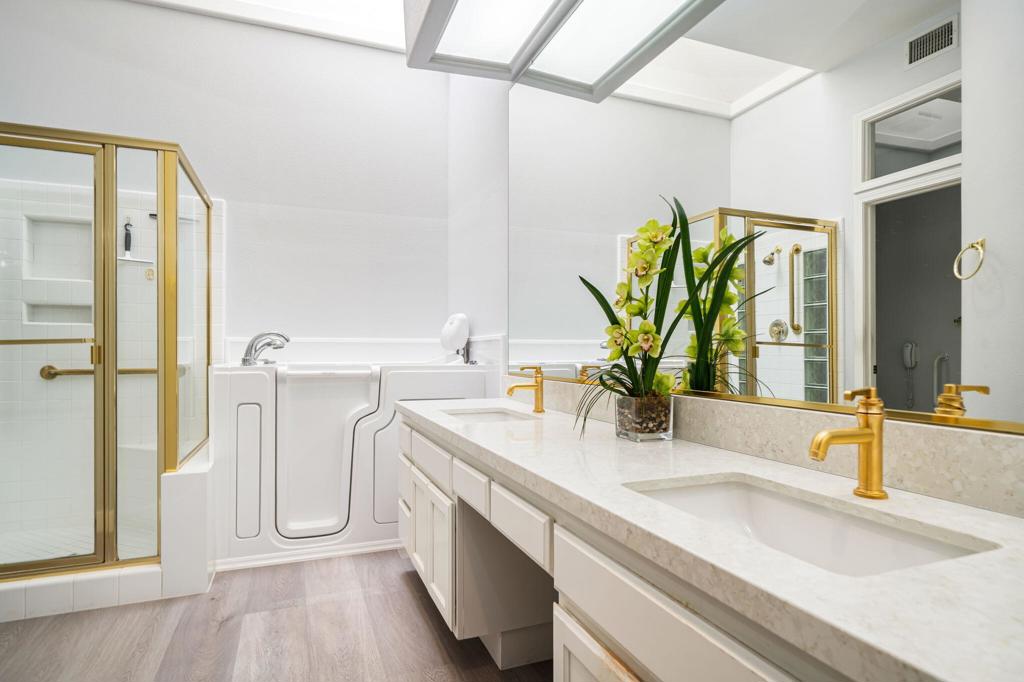 38599 Clear Sky Way Property Photo 9