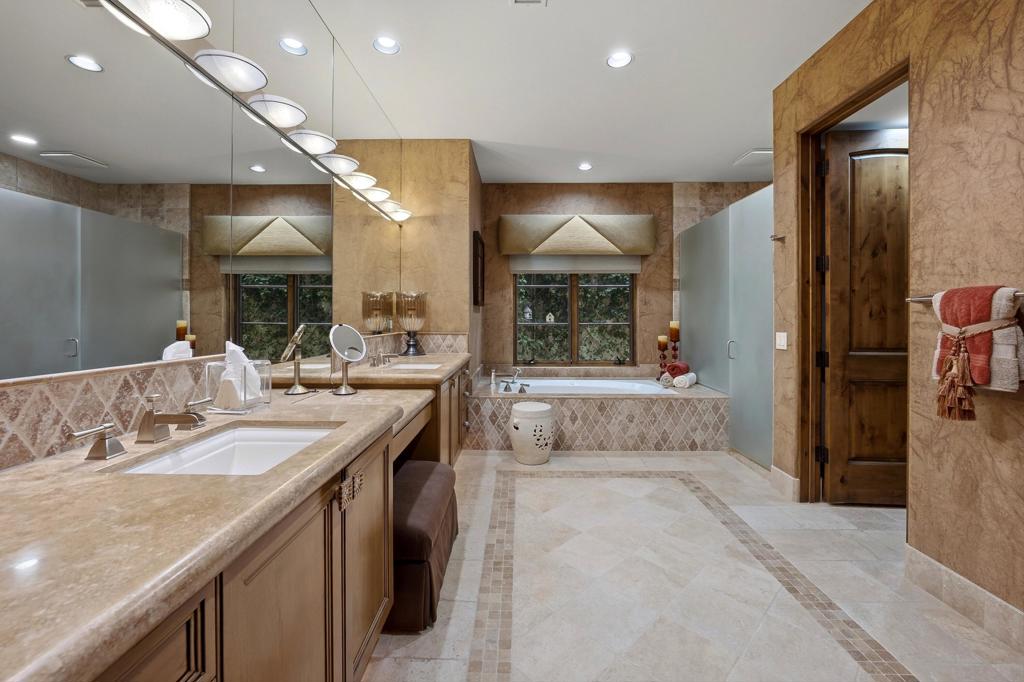 72328 Bajada Trail Property Photo 38