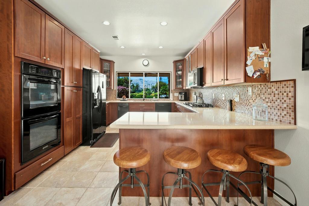 138 Lake Shore Drive Property Photo 7