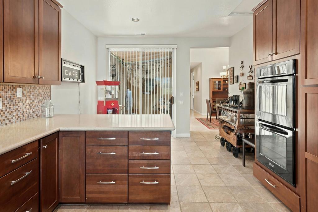 138 Lake Shore Drive Property Photo 10