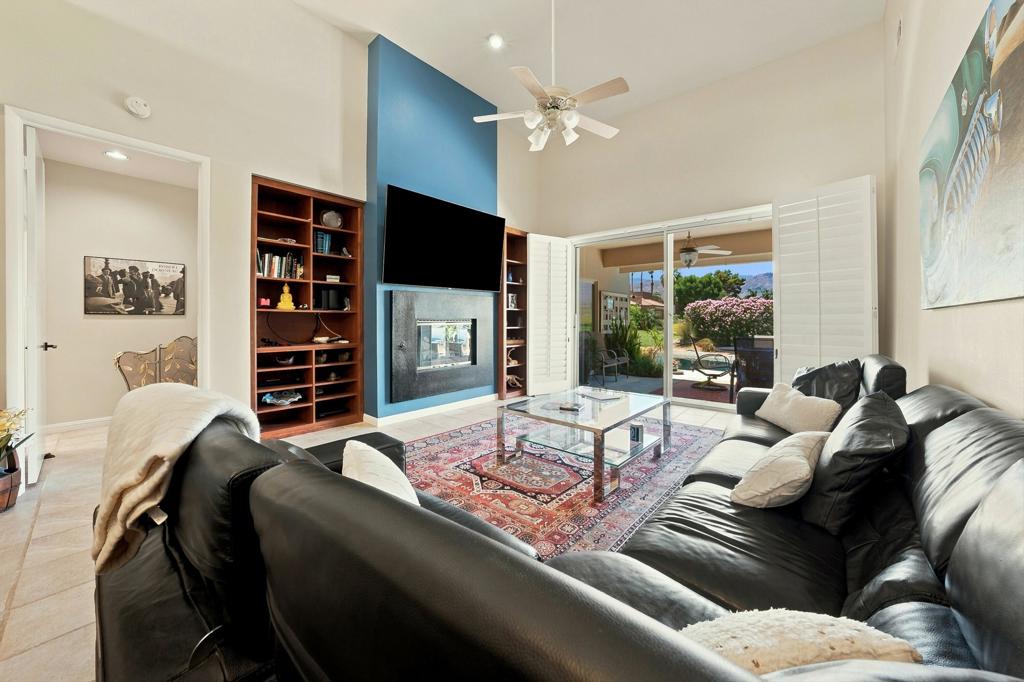 138 Lake Shore Drive Property Photo 12