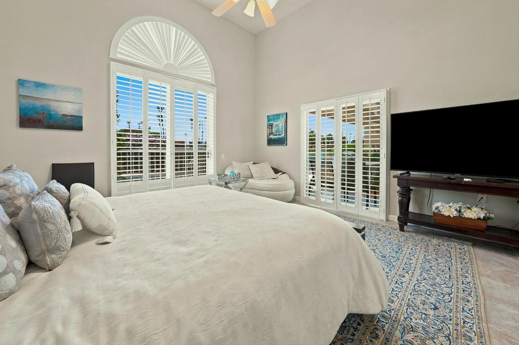 138 Lake Shore Drive Property Photo 16