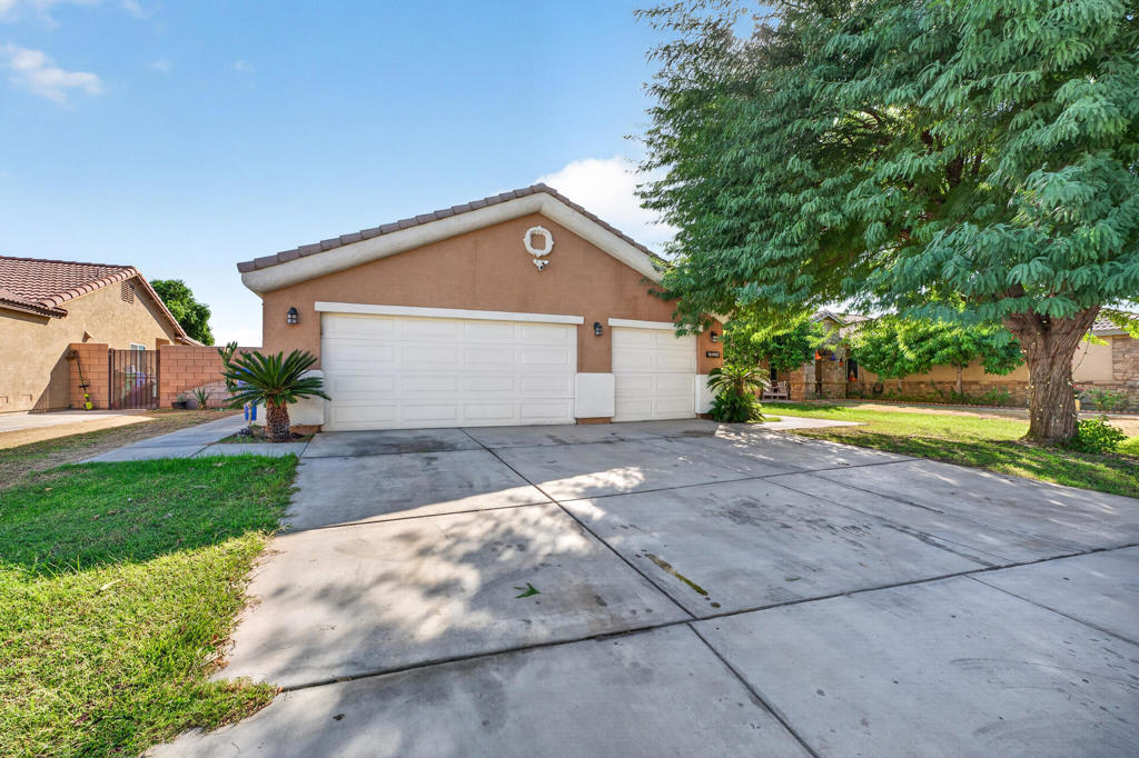 83963 Fiesta Road Property Photo 3