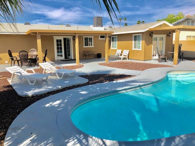 73427 Santa Rosa Way Property Photo 1