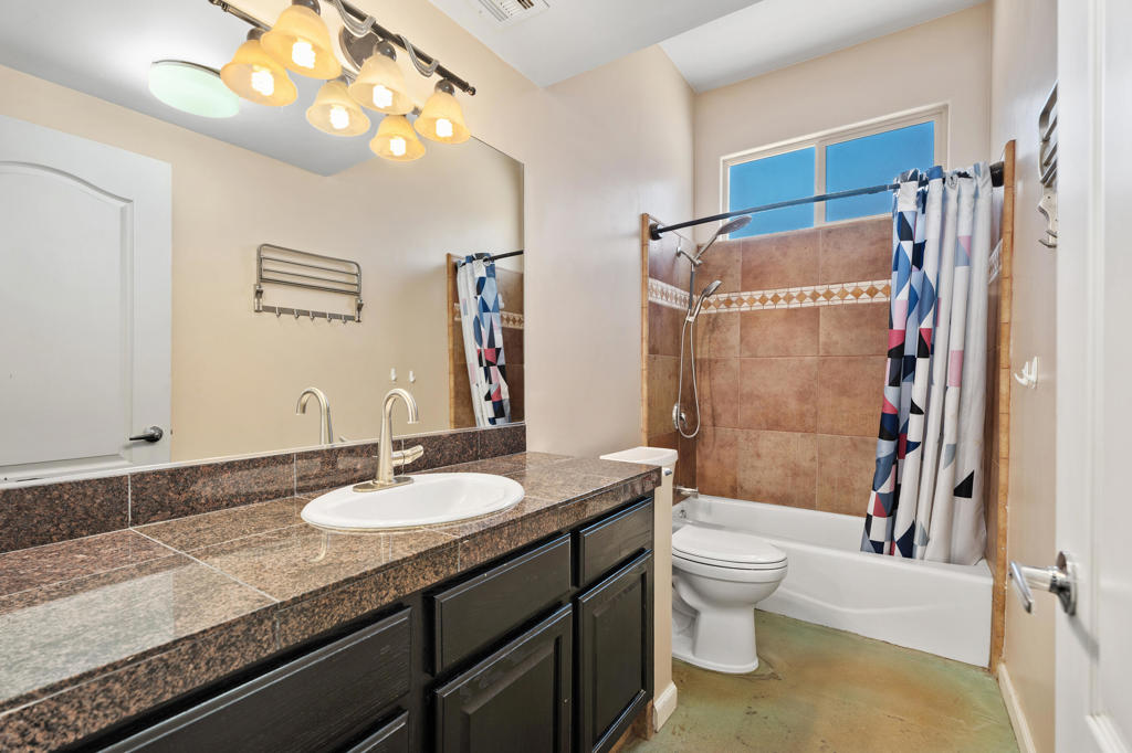 27325 Ventura Drive Property Photo 16
