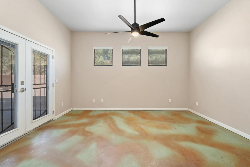27325 Ventura Drive Property Photo 17
