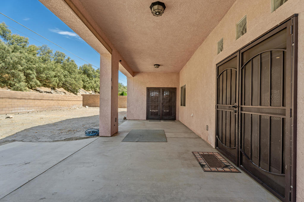 27325 Ventura Drive Property Photo 24