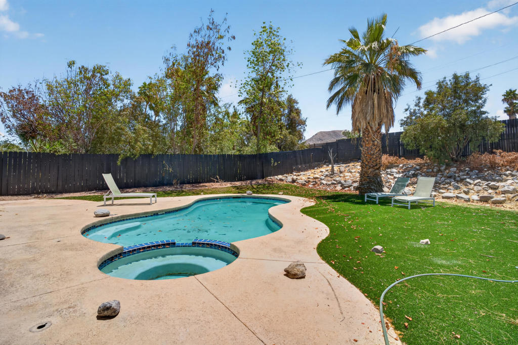 38211 Vista Drive Property Photo 25