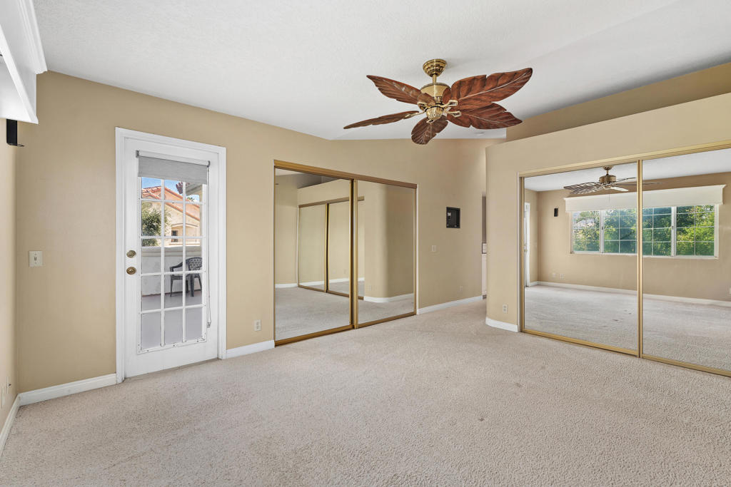 308 Vista Royale Drive Property Photo 11