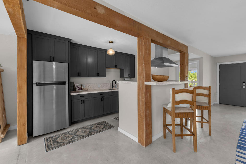 3967 E Sunny Dunes Road Property Photo 17