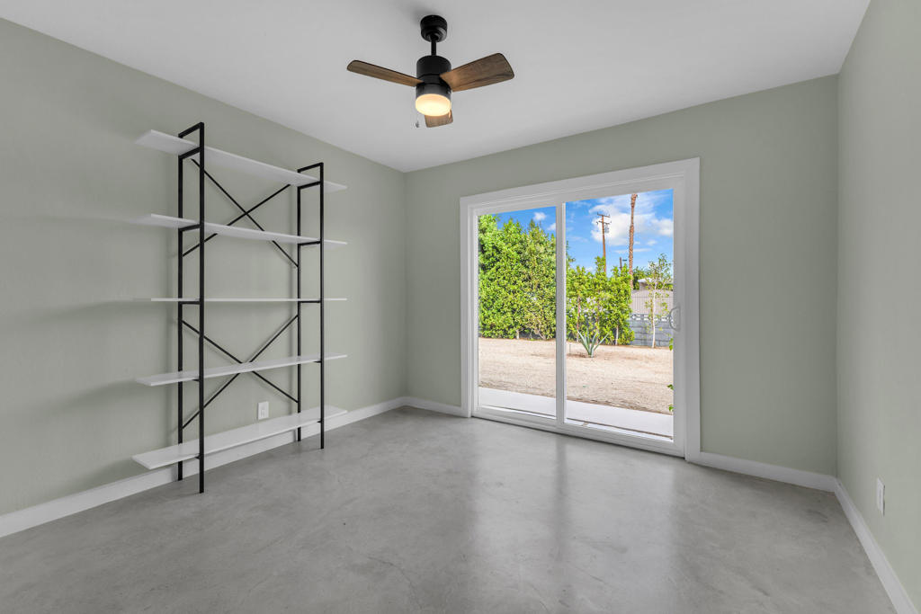 3967 E Sunny Dunes Road Property Photo 28