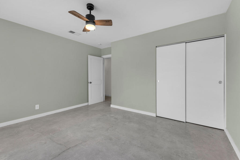 3967 E Sunny Dunes Road Property Photo 37