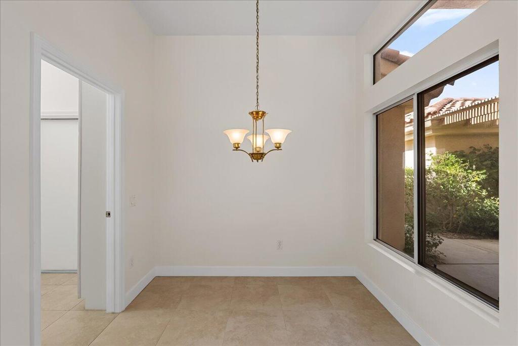 38482 Fallbrook Avenue Property Photo 18
