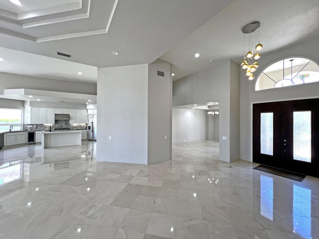 79015 Via San Clara Property Photo 7