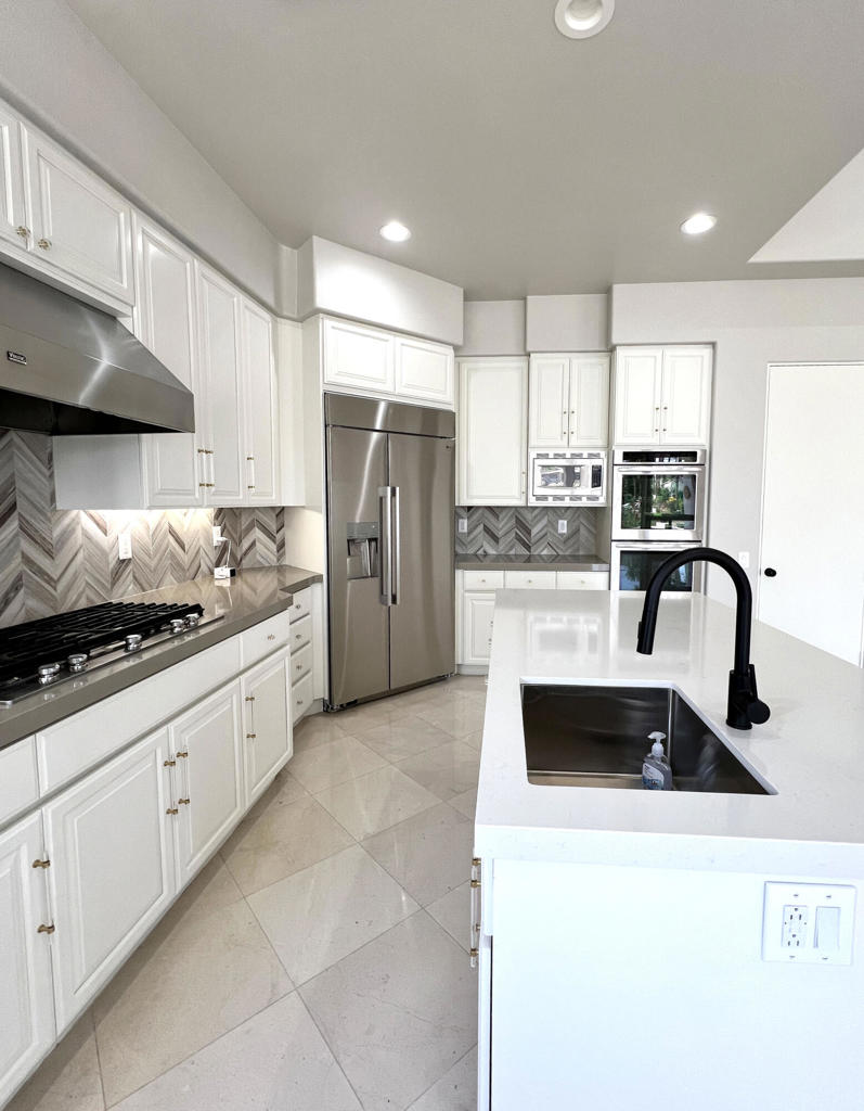 79015 Via San Clara Property Photo 13