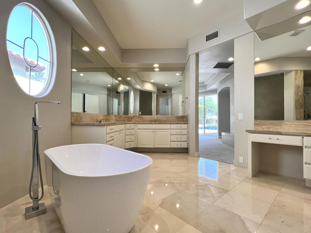 79015 Via San Clara Property Photo 18