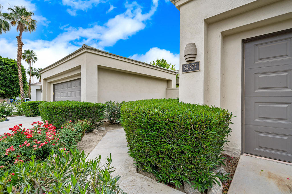 54577 Oak Hill Property Photo 8