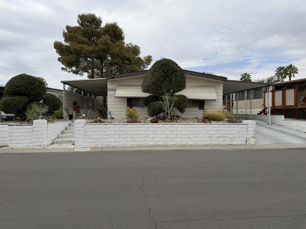 69554 Morningside Drive Property Photo 2
