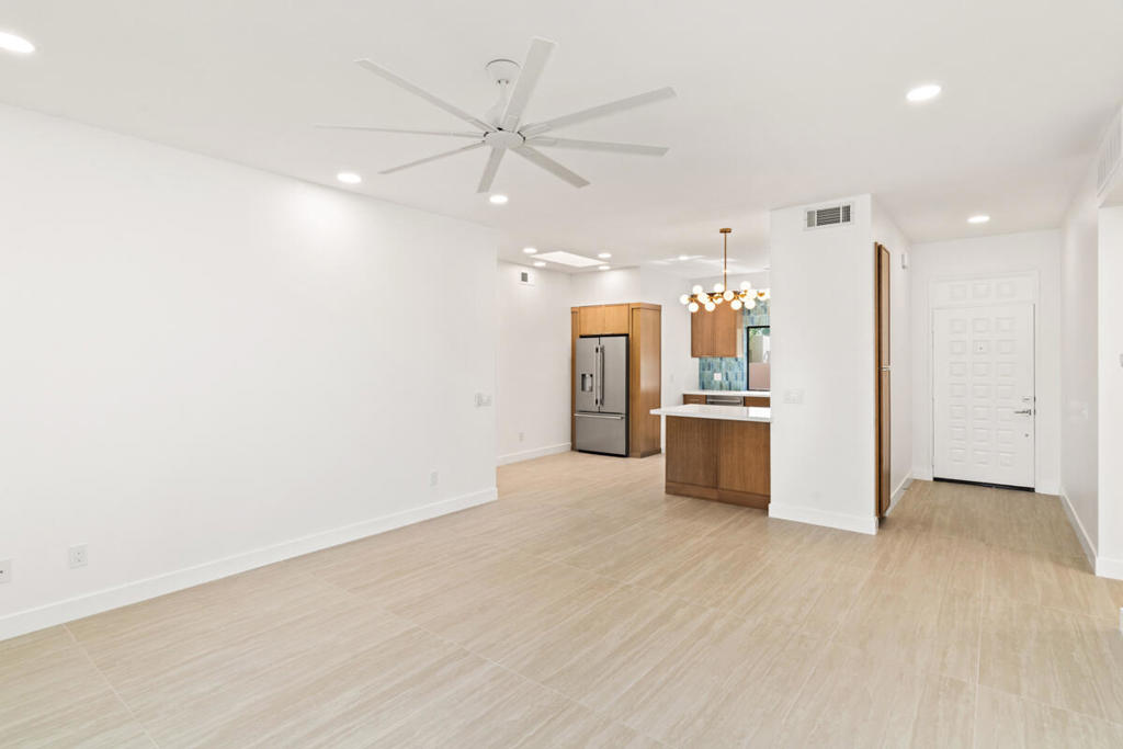 28715 Isleta Court Property Photo 7